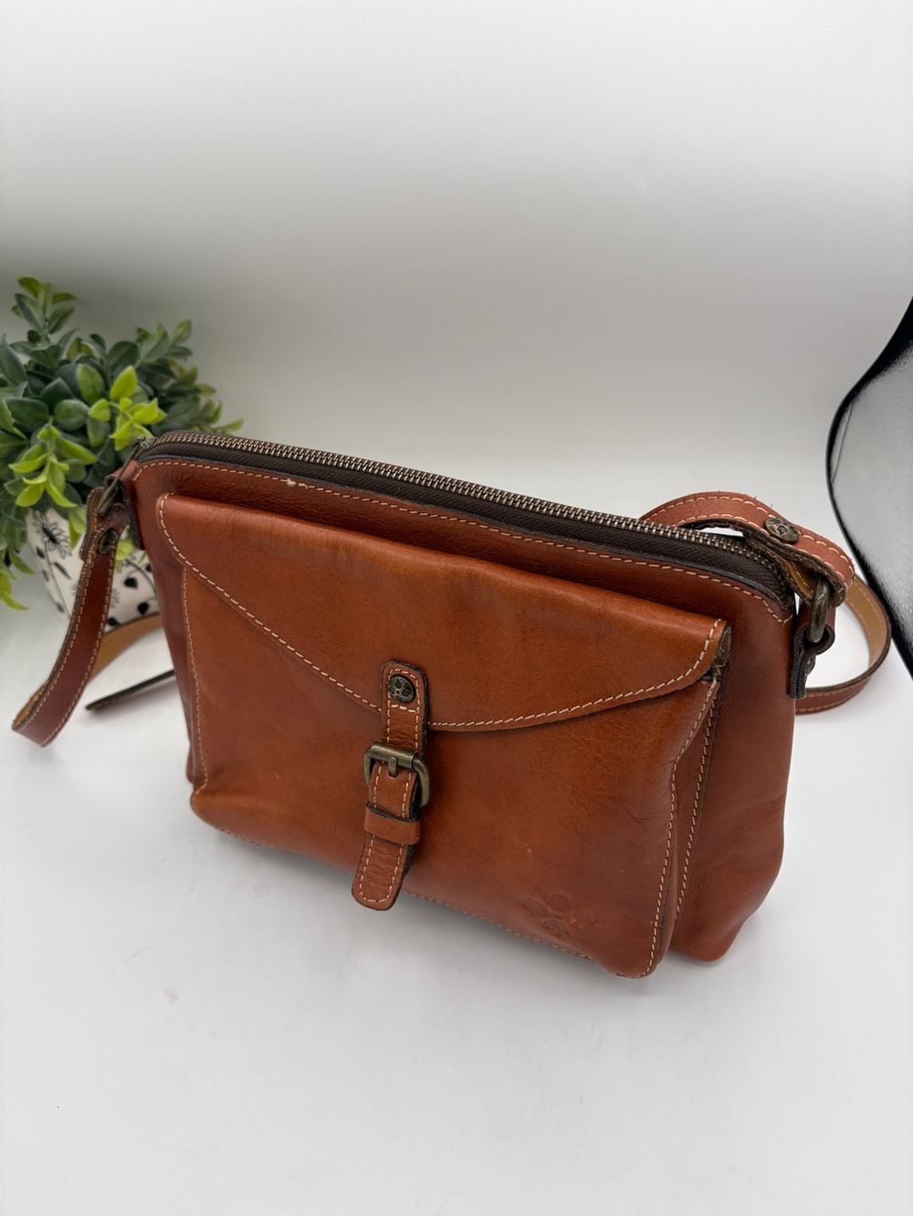 Patricia Nash Tan Leather Messenger Crossbody